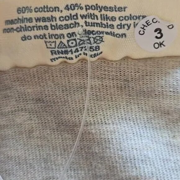 NWT Simply Southern Ghost It's Me I'm The Problem Graphic T-Shirt Youth Large - Picture 4 of 4